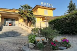 Hotel La Quercia con Ristorante