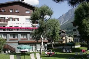 Hotel Larice Bianco