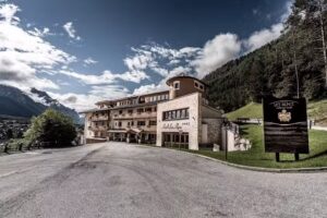 Hotel Les Alpes