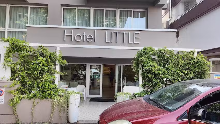 Hotel Little
