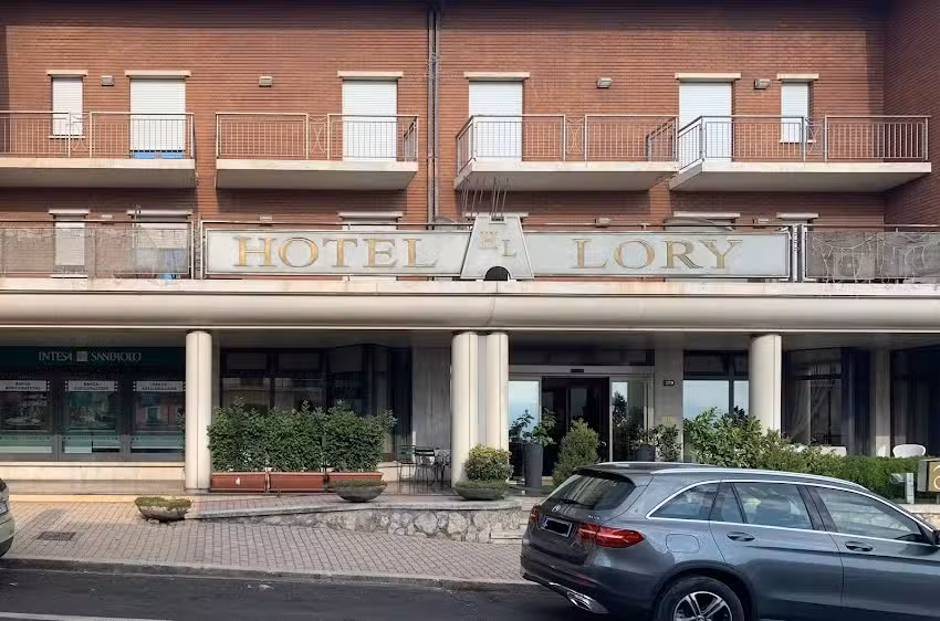 Hotel Lory