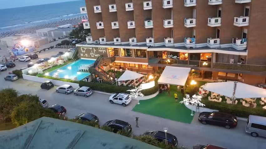 Hotel Maxy – Savini Beach