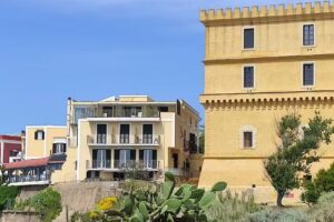 Hotel Mezzatorre Ventotene