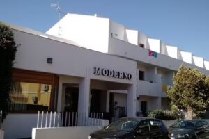 Hotel Moderno