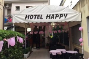 Hotel New Happy