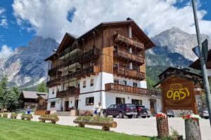 Hotel Oasi