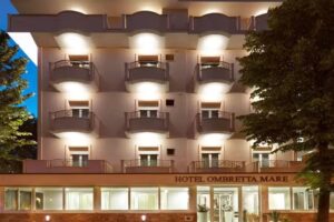 Hotel Ombretta Mare