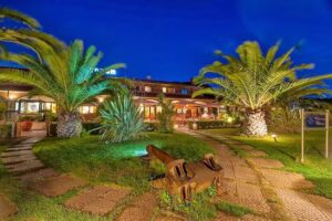 Hotel Parco Delle Cale