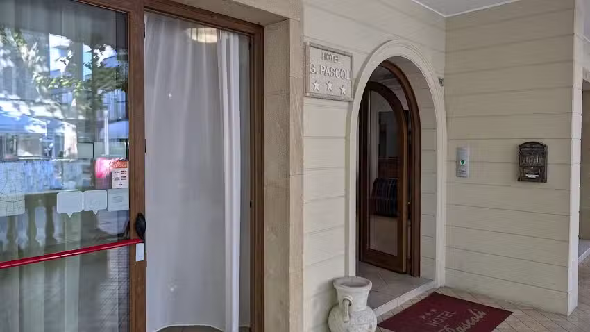 Hotel Pascoli – San Mauro Mare