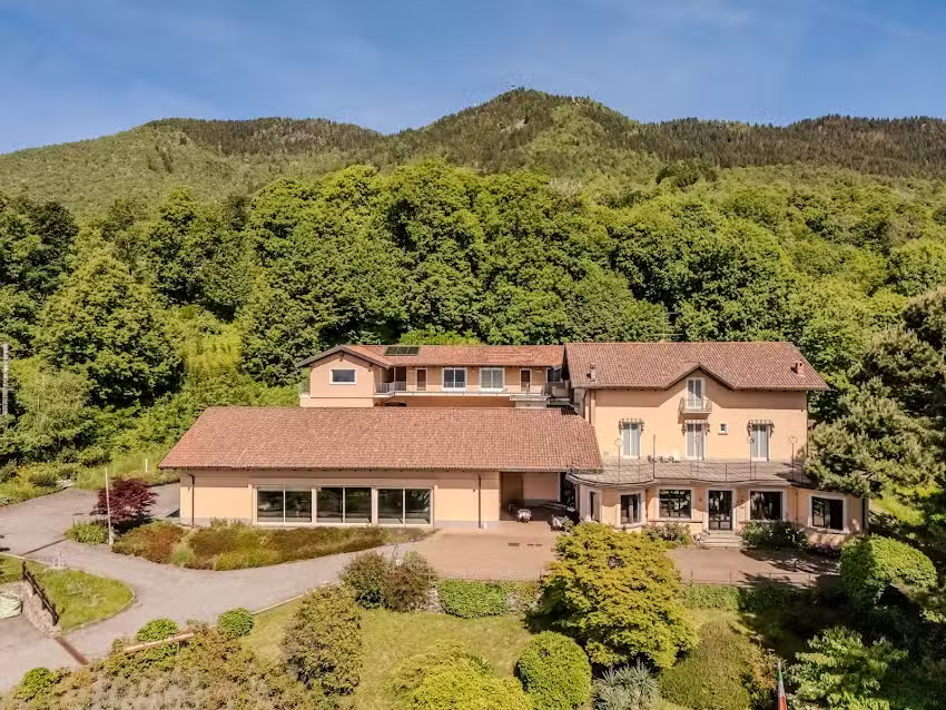 Hotel-Pizzeria della Brughiera (ex Castagneto)