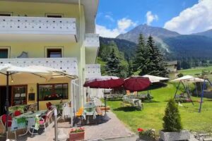 Hotel Pizzeria Reschnerhof Reschen