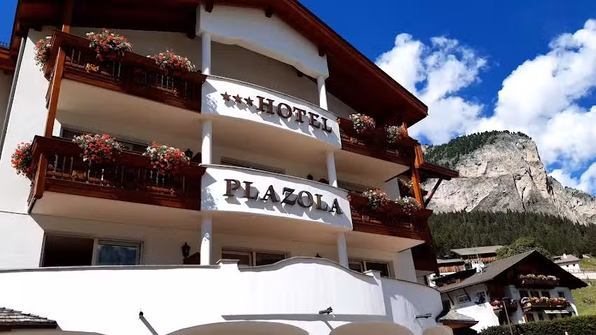 Hotel Plazola
