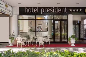 Hotel President