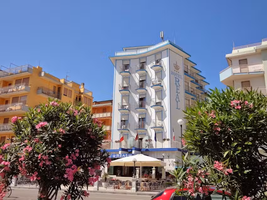 Hotel Real