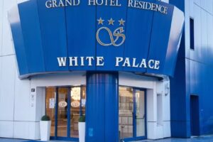 HOTEL RESIDENCE WHITE PALACE