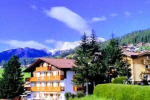 Hotel Ristorante Ai Pini