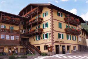 Hotel Ristorante Alpino