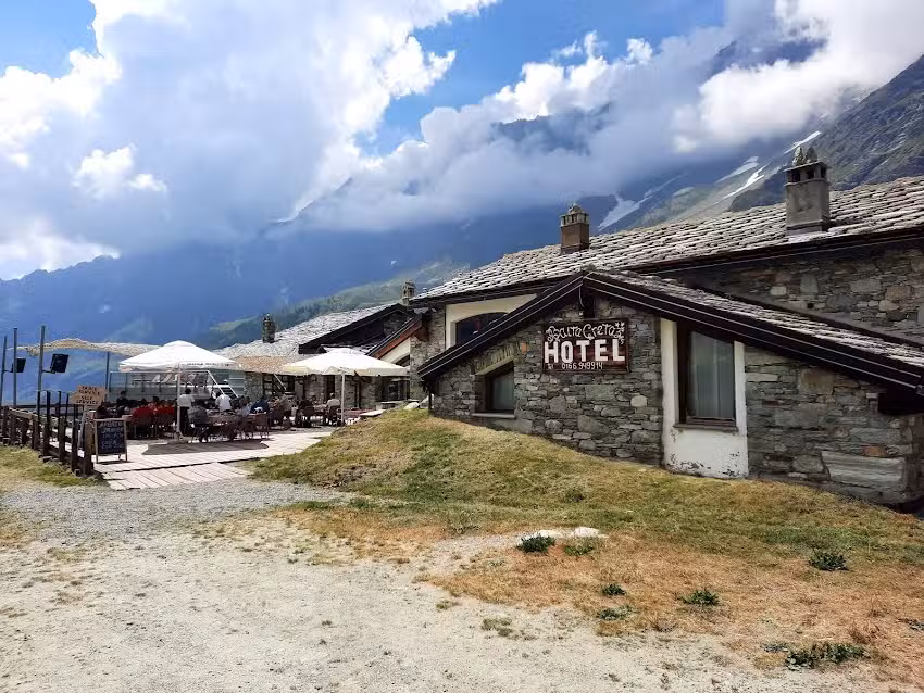 Hotel Ristorante Baita Cretaz