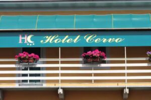 HOTEL RISTORANTE CERVO