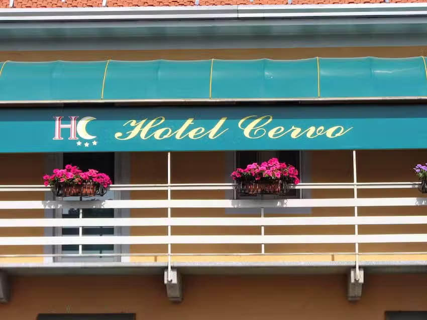 HOTEL RISTORANTE CERVO
