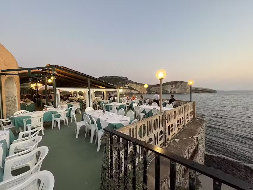 Hotel Ristorante La Scogliera