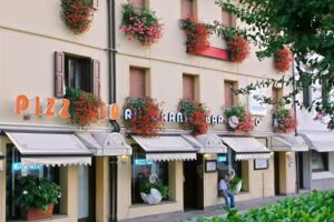 Hotel Ristorante Pizzeria Cigno