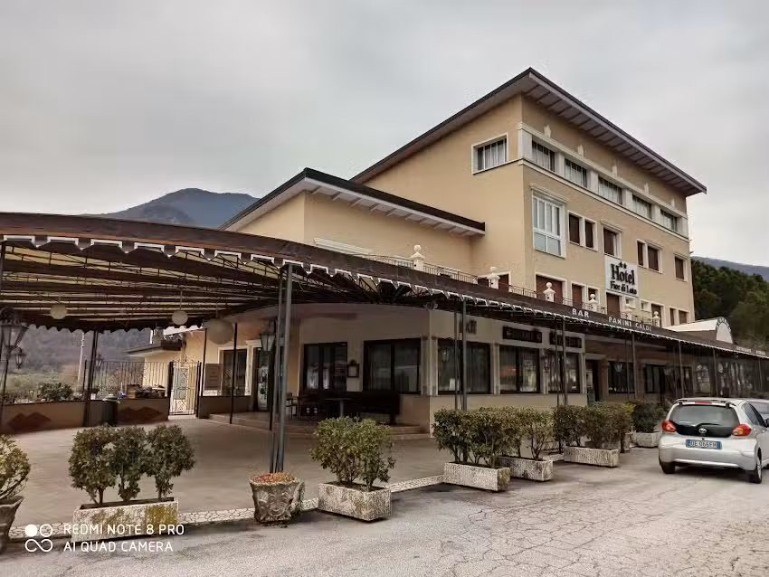 Hotel Ristorante Pizzeria Fior di Loto