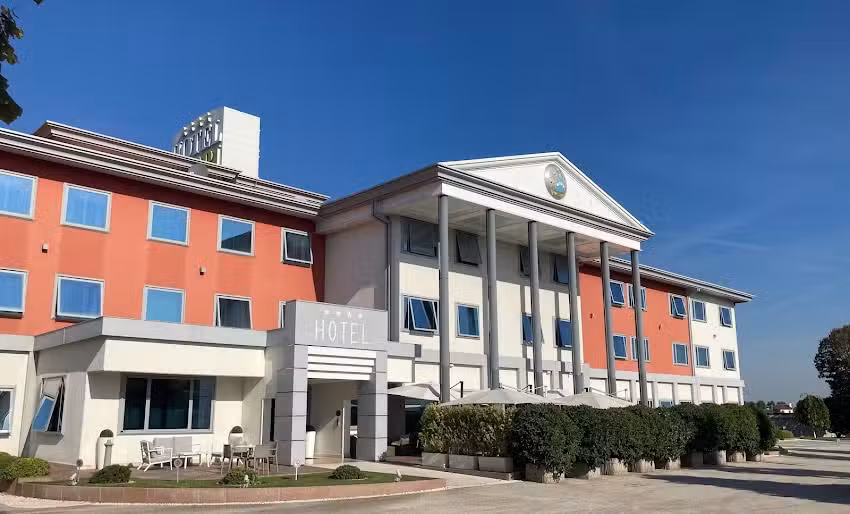 Hotel Ristorante Poppi Di Poppi Adriano & C. S.N.C.