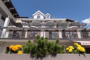 Hotel Ristorante Residence La Rosa