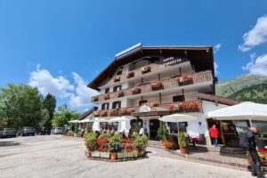 Hotel Ristorante “Torretta” a Bellamonte di Predazzo SKI SAFARI Val di Fiemme – Centro benessere