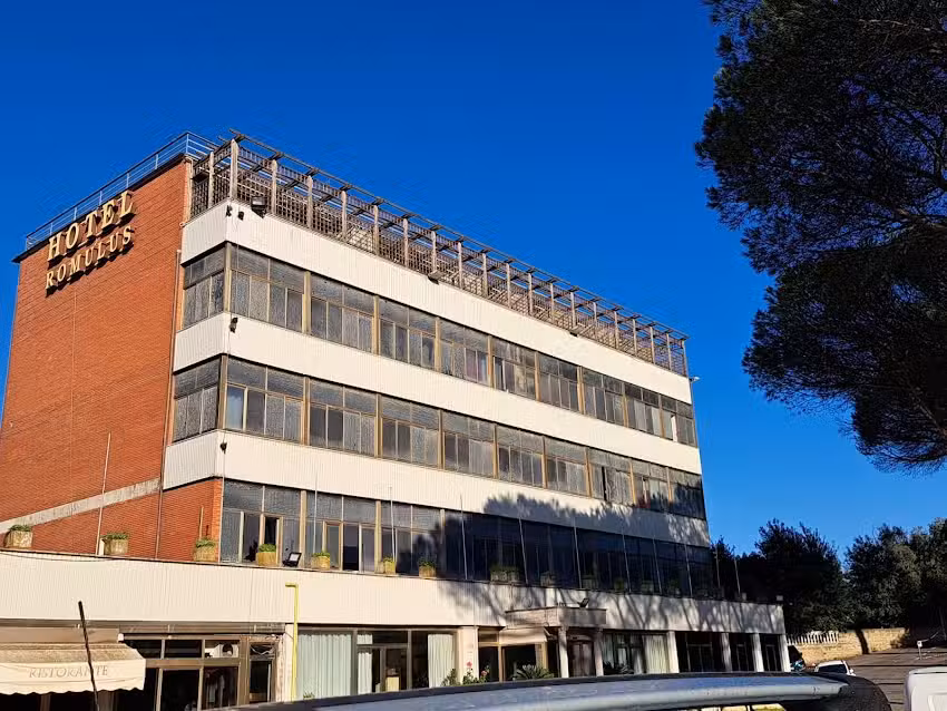 Hotel Romulus