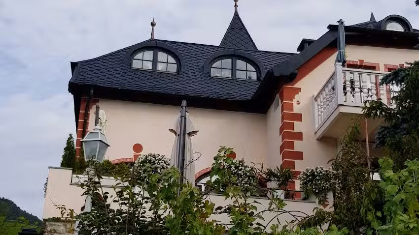 Hotel Schloesschen am See