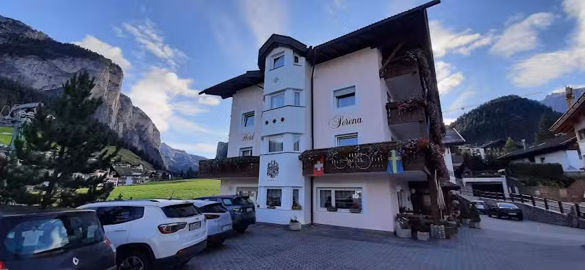 Hotel Serena