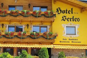 Hotel Serles