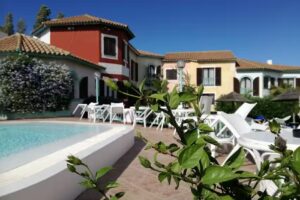 HOTEL STEFANIA BOUTIQUE HOTEL BY THE BEACH – RISTORANTE NINO’S