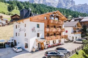 Hotel Steinrösl & Wine Bar Emoziun