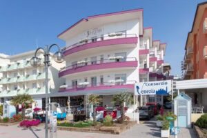 Hotel Telenia