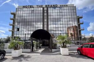 Hotel The Brand