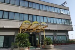 Hotel Thema