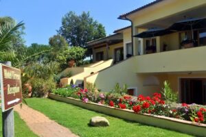 Hotel Tirrena Country & Bike Hotel