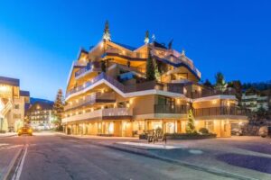 Hotel Tofana EXPLORER’S HOME