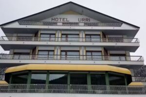 Hotel Urri