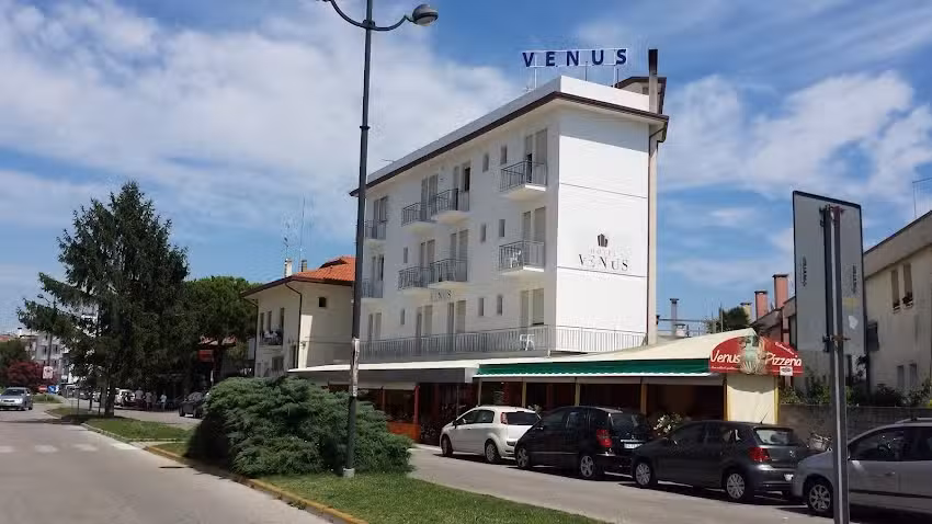 HOTEL VENUS BEST PRICE