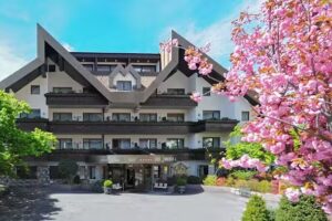 Hotel Vier Jahreszeiten S