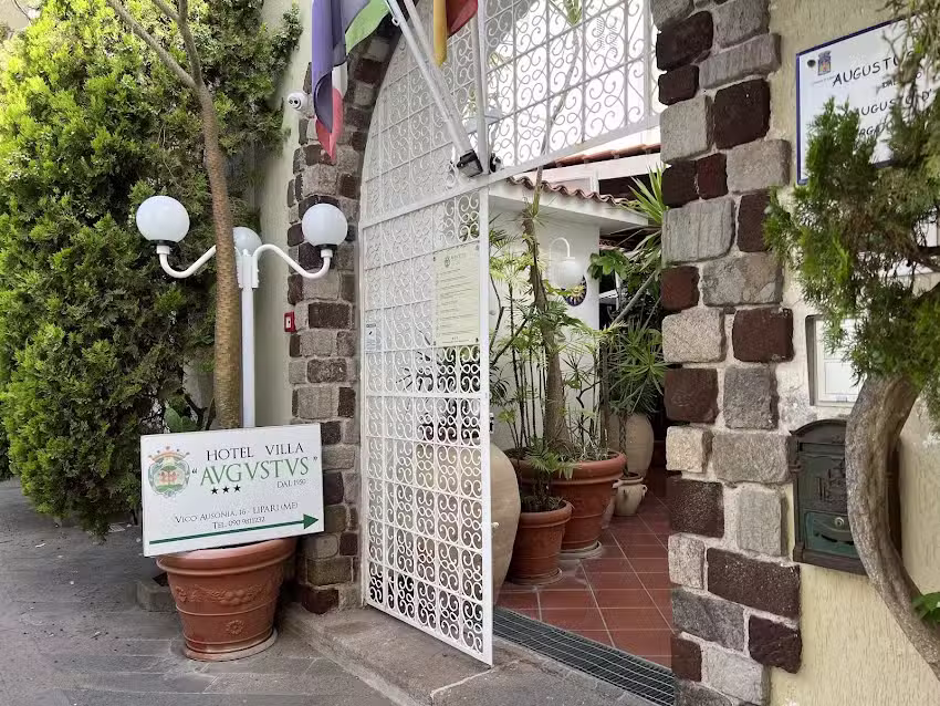 Hotel Villa Augustus