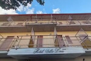 Hotel Villa lina