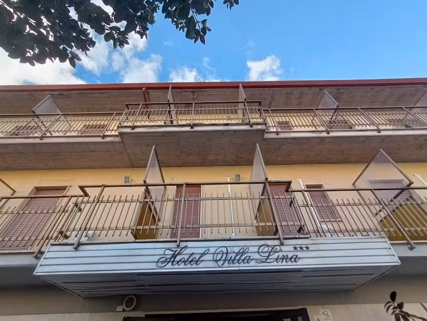 Hotel Villa lina