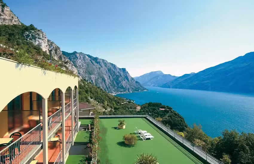 Hotel Village Bazzanega