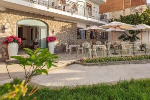 Hotiday Room Collection – Massa Lubrense