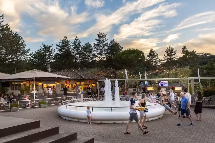 hu Norcenni Girasole village